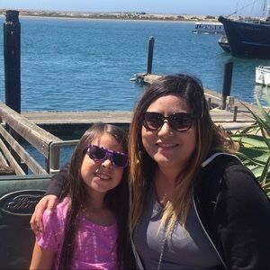 Meet your Posher, Toni